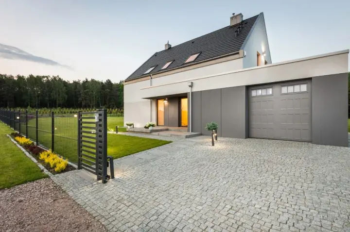 Raynor Encore garage door, two grey doors on a modern white home