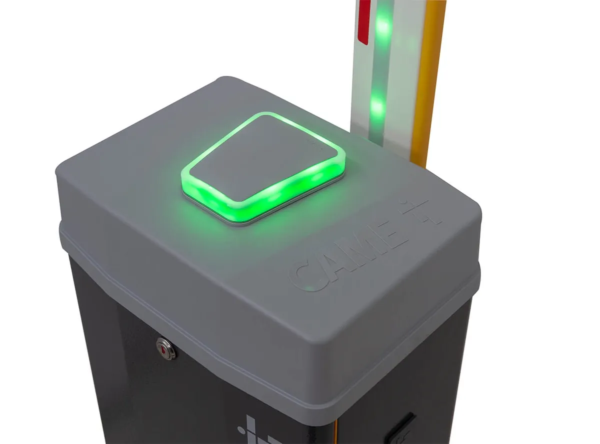 CAME GARD LS4 cabinet top with its green status light