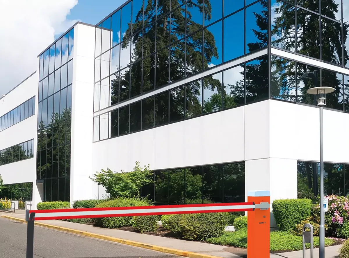 CAME GARD LT4 barrier with its boom lowered at an office entrance
